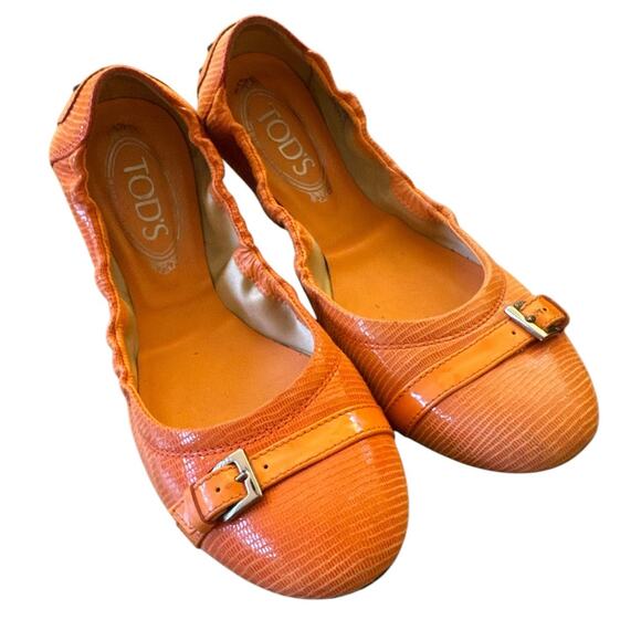 Tod's Orange Skin Patent Leather Buckle Detail Scrunch Ballet Flats EU Size 39.5 - Picture 1 of 8